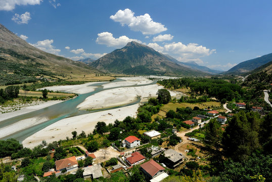 Tepelena bilder – Bla gjennom 160 arkivbilder, vektorer og ...