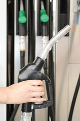 hand wasting gas