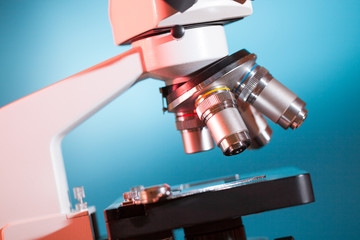 Lenses and microscope eyepieces for scientific research