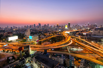 Fototapeta na wymiar Expressway Bangna - Klong Toey in Bangkok,Thailand.