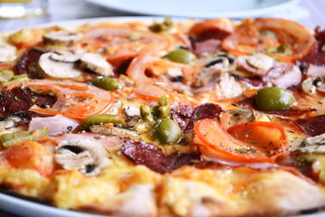 Obraz na płótnie Canvas pizza, food, italian, tomato, ham