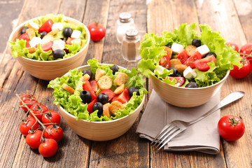 vegetable salad in bowl