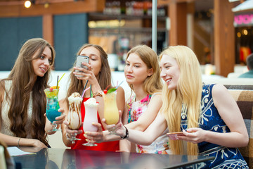 Gossiping by the cocktail