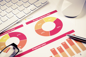 Preparing average sales report