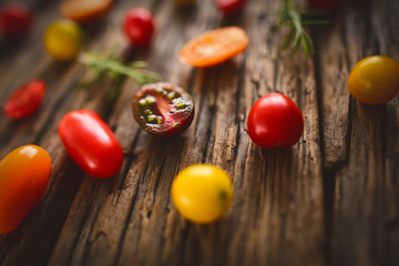 Multicolored tomatoes  © dominikab