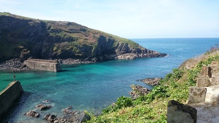 Fototapeta na wymiar Coastline view in Port Isaacs in Cornwall, England 