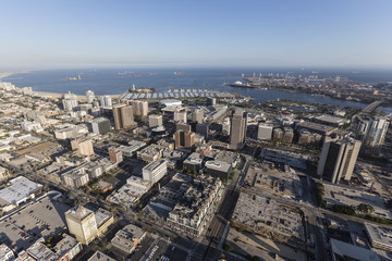 Naklejka premium Aerial view of downtown streets and buildings in Long Beach, California. 