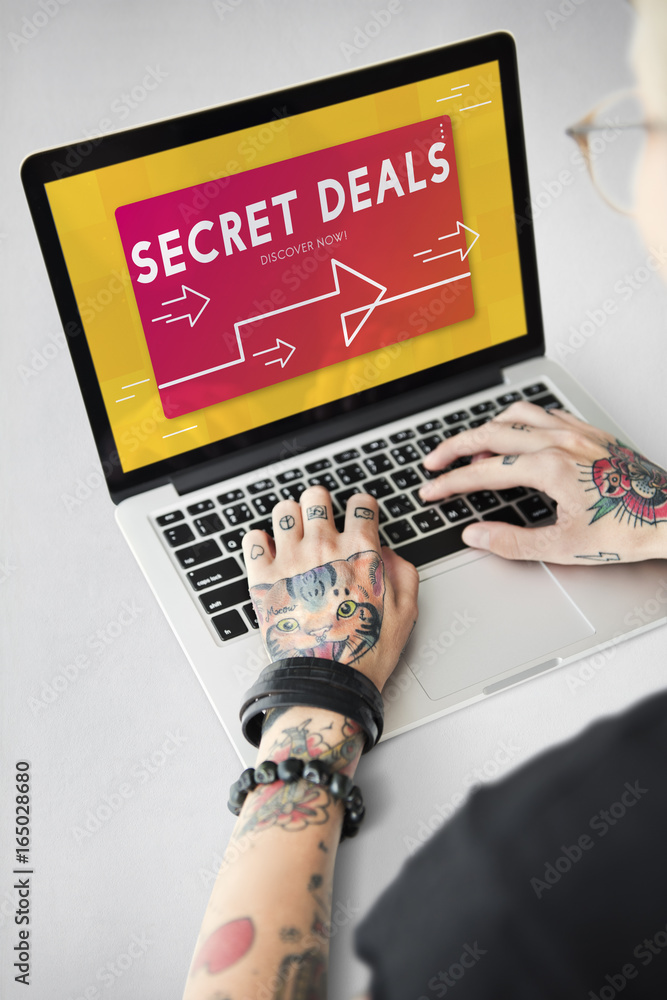 Sticker Caucasian woman with tattoo on her hands looking for a secret deal 