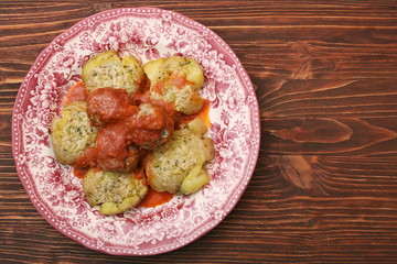 Roasted meatballs with mashed potatoes