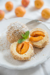 Marillenknödel, Aprikosenknödel 
