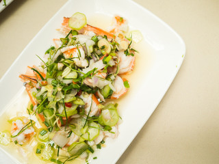 Shrimp salad with lemon grass and mint