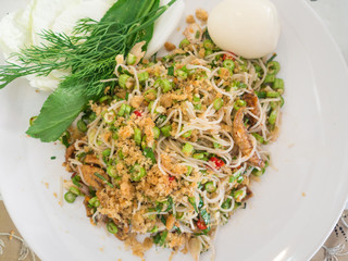 Rice vermicelli spicy salad, Thai style