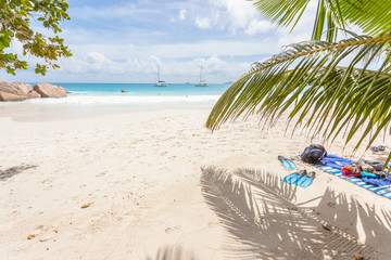 Fototapeta na wymiar plage d'Anse Lazio, Praslin, les Seychelles 