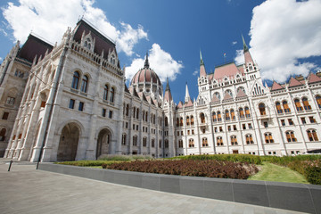 Fototapeta premium Europe architecture style parliament building in Budapest, Hungary