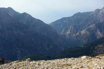 Fototapeta premium E4 European long distance hiking path in the Lefka Ori Mountain Range, Crete, Greece