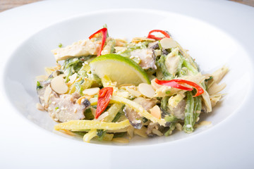 Asian salad with nuts