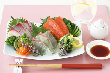 お刺身盛り合わせ