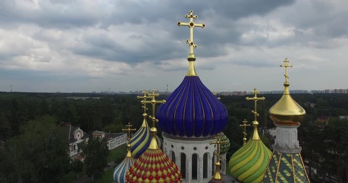 Overflew of Igor Chernigovsky's Cathedral in Peredelkino