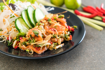 fresh salmon raw spicy salad
