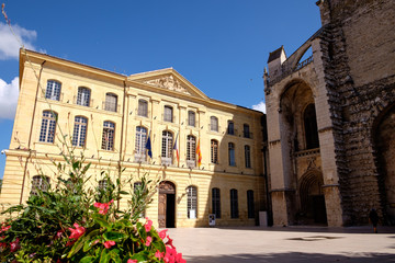 Provence Town Mairie