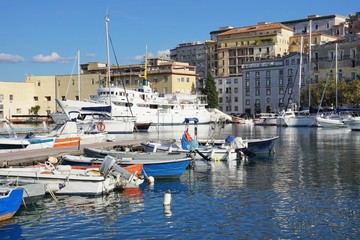 Fototapeta na wymiar Piers of Gaeta