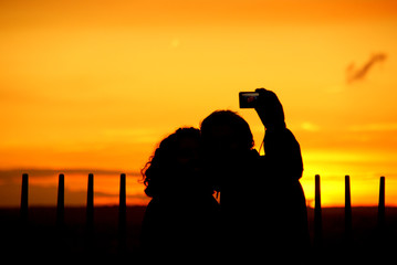 selfie au coucher de soleil
