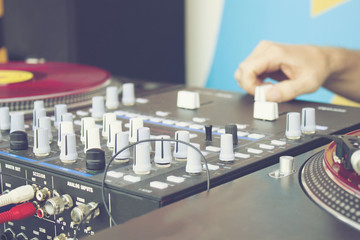 DJ's spinning records