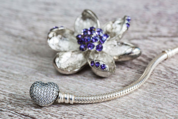 Women's jewelry, bracelet and brooch flower