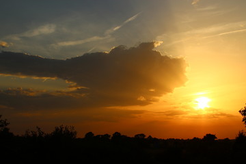 Obraz premium Cloudy Sunset