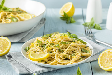 Homemade Basil Lemon Spaghetti