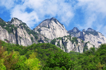 dalong waterfall scenic area