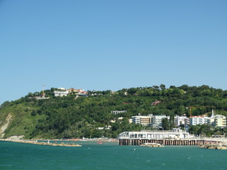 mare e spiaggia di gabicce,marche,italia