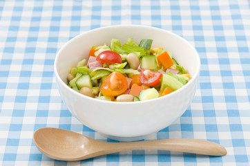 チョップドサラダ
