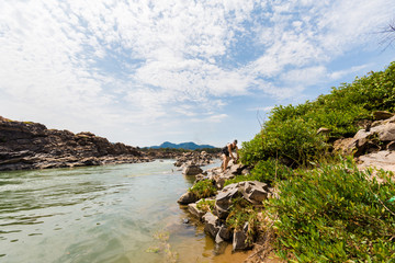 Fototapeta na wymiar Tourist on Khongyai beach Laos