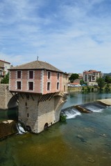 Vieux moulin de Millau sur le Tarn