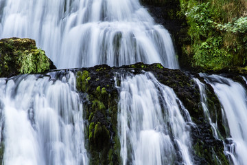 Cascade et source du Lison, dans le Jura
