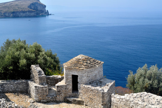 Porto Palermo, Albania