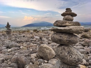 pebble besch on lago do Garda