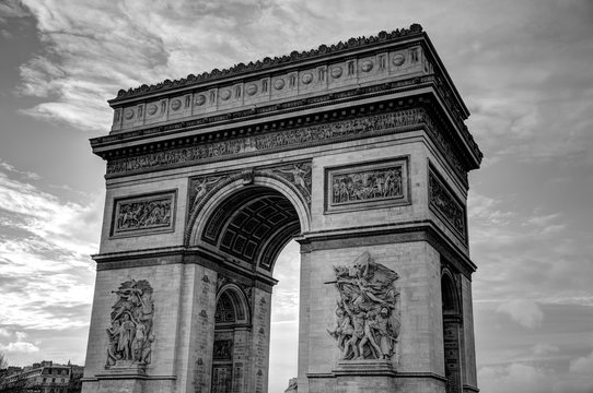 Fototapeta PARIS - Arc de Triomphe - B/W