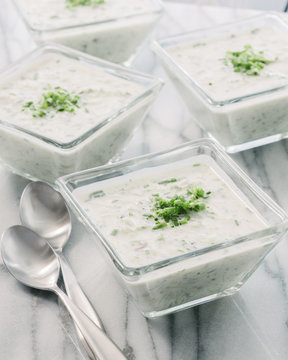 Cucumber soup with Chives