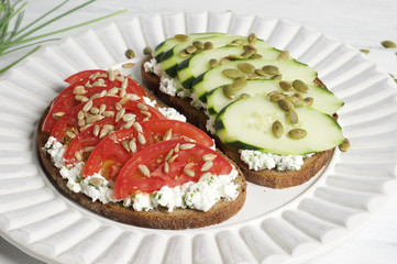 Tomato and cucumber healthy cottage cheese rye bruschetta 