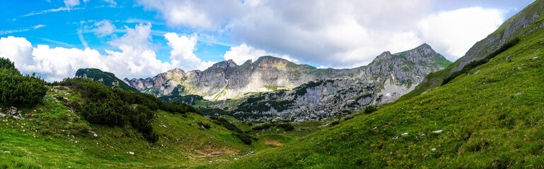 Fototapeta na wymiar Berge Alpen Achensee Österreich