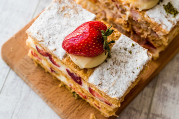 Strawberry puff mille-feuille with strawberry