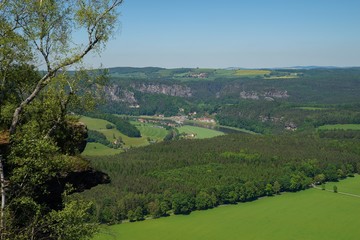 Fototapeta na wymiar Sächsische Schweiz 2017 Wandern Berge Natur