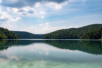 Fototapeta na wymiar Im Nationalpark Plitvicer Seen in Kroatien
