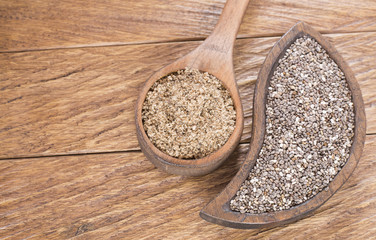 Seeds and chia powder - Salvia hispanica