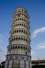 Fototapeta na wymiar Leaning tower of Pisa, Italy 