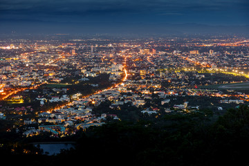 Fototapeta na wymiar night view of city of Chiangmai , Thailand