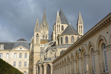 Fototapeta na wymiar L'abbaye aux hommes à Caen