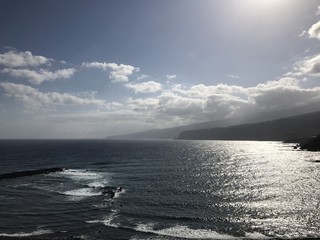 Naklejka premium Küste von Teneriffa in der Sonne